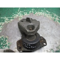 Подушка крепления двигателя Renault Master 2006 8200022595