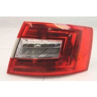 Фонарь задний правый Skoda Octavia (A7) 2013-2020 5E5945112