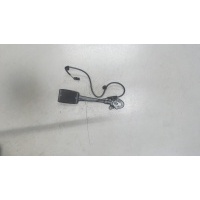 Замок ремня безопасности перед. правая Volkswagen Touareg 2010-2014 2010 7P6857522