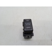 Кнопка Nissan Patrol Y62 2011 252681LA0B