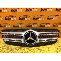 Решетка радиатора Mercedes GLS X166 2015-2019 a1668880460