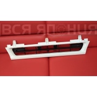Решетка радиатора ISUZU FORWARD ISUZU FORWARD 1-71118-818-1