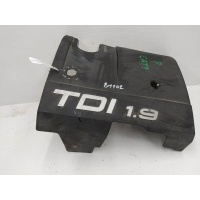 Декоративная крышка двигателя Volkswagen Passat B5 1996 028103935B