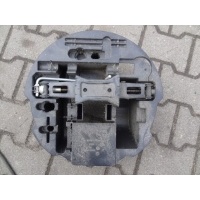 Вставка багажника renault clio iv универсал 997506470r