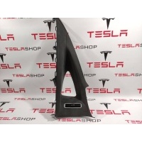 Обшивка стойки Tesla Model X 2016 1035957-04-D