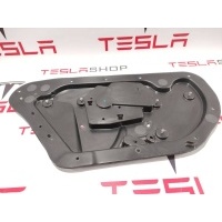 прочая запчасть задней левой Tesla Model X 2016 1046472-00-A