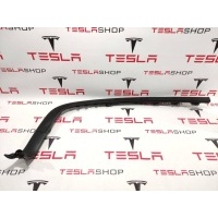 Накладка дверного проема задняя правая Tesla Model X 2016 1059950-00-F,1060087-00-