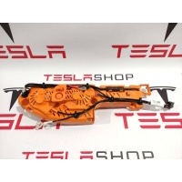 Элемент Пельтье (радиатор) Tesla Model X 2016 1042876-00-C,1041310-00-F,1039577-00-F