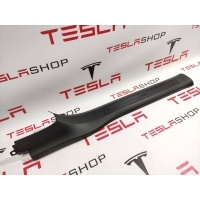Накладка на порог Tesla Model X 2016 1035985-00-E