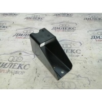 кронштейн Audi Q5 2011 8R0813383
