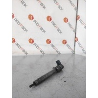 Форсунка Mercedes C-class W203 2005 A6480700287, 0445110177