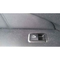 Кнопка стеклоподъемника переднего правого Mercedes E W212 2010 A2049055502,A2049058202