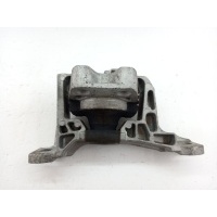 подушка двигателя Volvo V50 MW43 2009 30758020