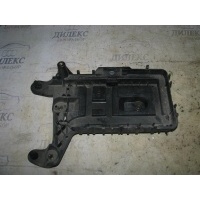 крепление акб (корпус/подставка) VW Tiguan 2007-2011 2009 1K0915333H