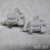 Активатор замка багажника Volkswagen Golf 4 2000 3B0959781B,1J6862159A
