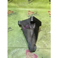 кронштейн двигателя MERCEDES C-CLASS W203 2003 A2712230904
