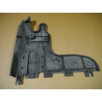Audi q3 83a крышка шасси 5qf825102b