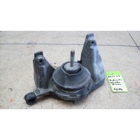 Подушка двигателя 4a0199352 audi a6 c4 2.6 2.8