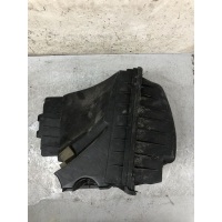 Корпус воздушного фильтра BMW 7 E65/E66 2001-2008 13717541060