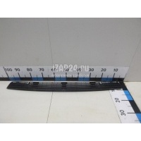 Решетка в капот VAG Transporter T4 (1991 - 1996) 701819103