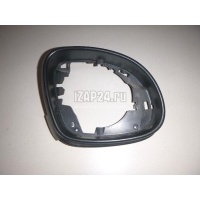 Рамка зеркала правого VAG Tiguan (2007 - 2011) 5N08576029B9