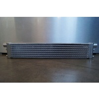 Радиатор масляный мерседес sl r231 63 amg a2215000700