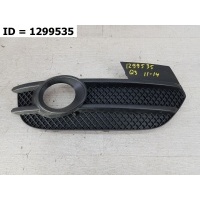 Решетка переднего бампера правая Audi Q3 I (2011-2014) 8U0807682A SP9