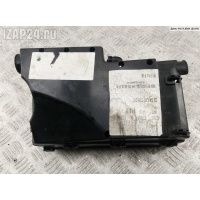 Блок предохранителей II 2004-2011 2004 4M5T1H133HFF