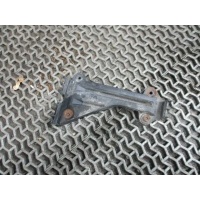 Кронштейн крепления бампера Audi A6 1996 4a0807284a
