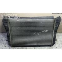 Радиатор интеркулера Volkswagen Passat B6 2007 3C0145805P