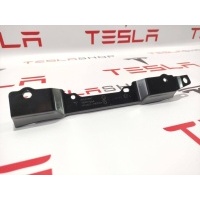 кронштейн Tesla Model X 1 2017 1054067-00-A