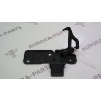 Крючок капота Land Rover Discovery L462 2016 LR137754