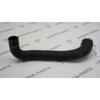 Патрубок интеркулера (4.4L DOHC DITC V8 Diesel) Land Rover Range Rover 30DDTX L405 2012 LR056337