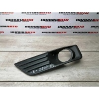 Решетка противотуманной фары левая FORD Focus 2 1337349