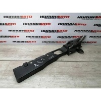 Накладка петли капота правая FORD Focus 2 1363586