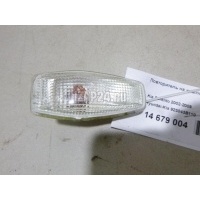 Повторитель на крыло правый белый Hyundai-Kia Terracan (2001 - 2007) 923043B110