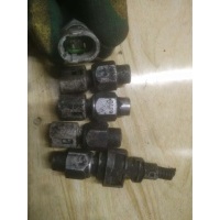 Датчик давления масла Renault Duster 1 2002 7700435692