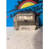 блок управления двигателем Renault Sandero 23710 4556R