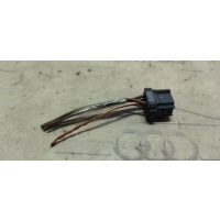 разъем Audi 4f0972709