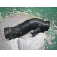 Патрубок воздушного фильтра Volkswagen Golf 1999 1j0129684