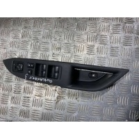 Блок управления стеклоподъемниками Mitsubishi Outlander 3 restailing 2015 8608A238