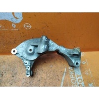 кронштейн Opel Astra J (2010-2016) 2011 98090590