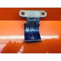 петля двери багажника Volkswagen Golf 5 (2003-2009) 2004 1K6827301A