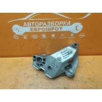 кронштейн двигателя Volkswagen Golf 4 (1997-2005) 1999 038199207AG