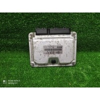 блок управления двигателем Volkswagen Golf 4 (1997-2005) 036906032P