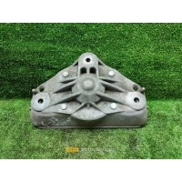 кронштейн амортизатора Volkswagen Touareg (2002-2010) 2005 7L0412391B