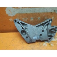 кронштейн двигателя Volkswagen Passat (B6) (2005-2010) 2009 06J199207K