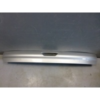 Накладка двери багажника Ford Kuga 2 2096089