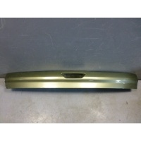 Накладка двери багажника Ford Kuga 2 2096089