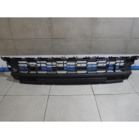 Решетка в бампер центральная Skoda Kodiaq 565853677E
